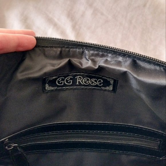 GG Rose Rock Rebel goth black vinyl quilted spider purse - Picture 8 of 11
